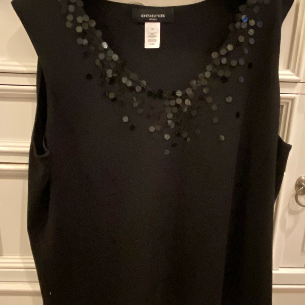 Jones New York knit sequin top